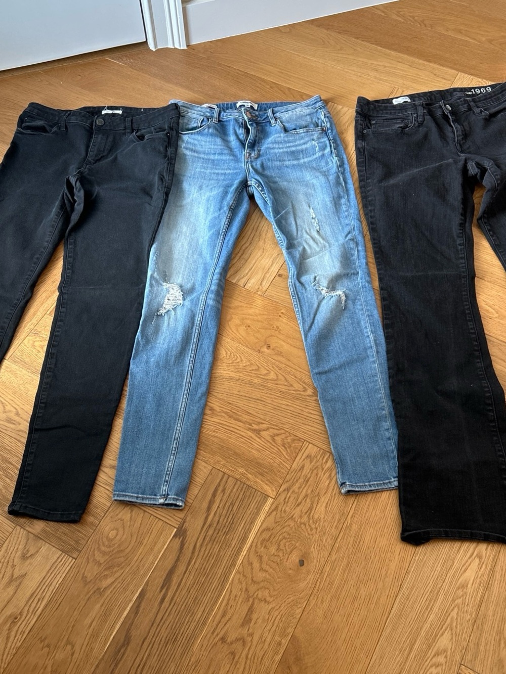 STS Blue Women’s Skinny Jeans - Light Blue Distressed